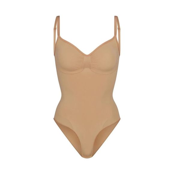 SKIMS Other - SKIMS SEAMLESS SCULPT BRIEF BODYSUIT L/XL $68